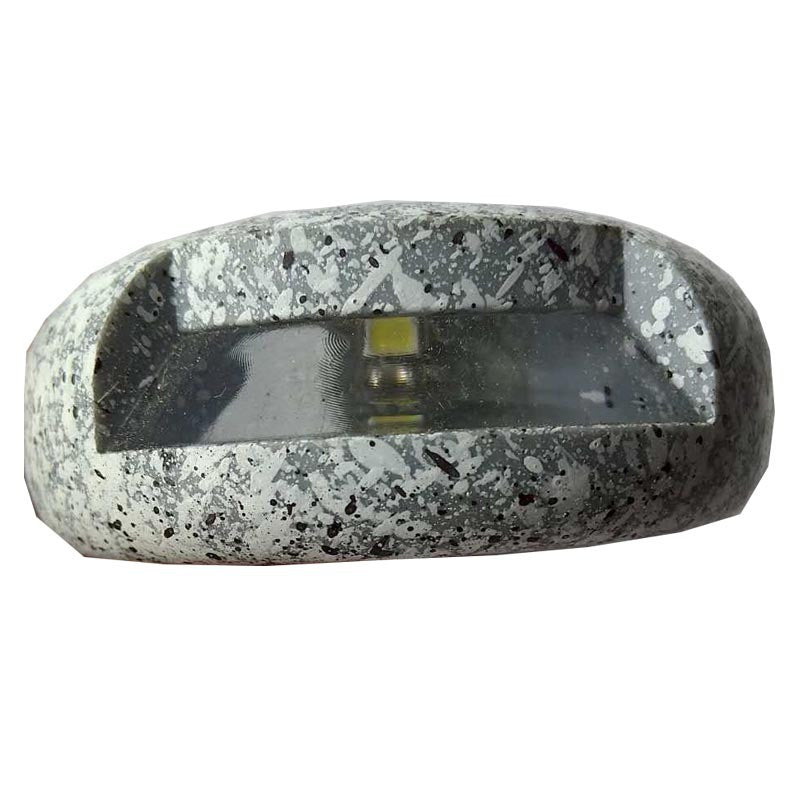 Outdoor Cobble Stone Lamp Decor